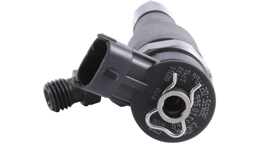 Diesel fuel injector 0445110739 for engine model 9H