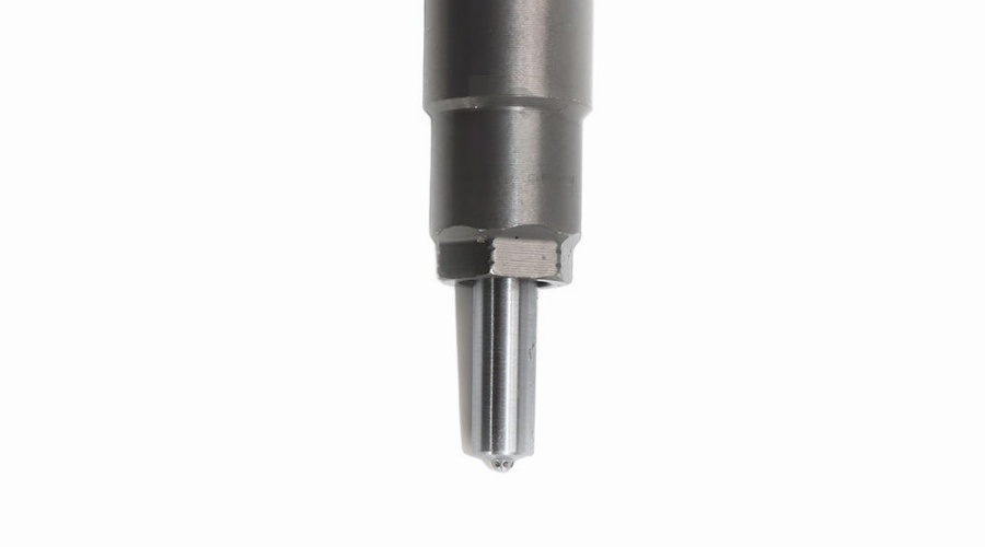 DENSO Common Rail Fuel Injector 23670-0E100
