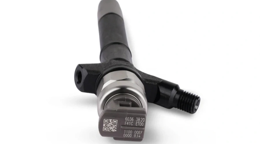 DENSO Common Rail Fuel Injector 095000-6040