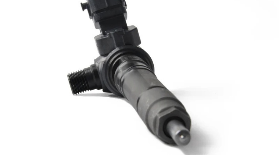 DENSO Common Rail Fuel Injector 23670-11030