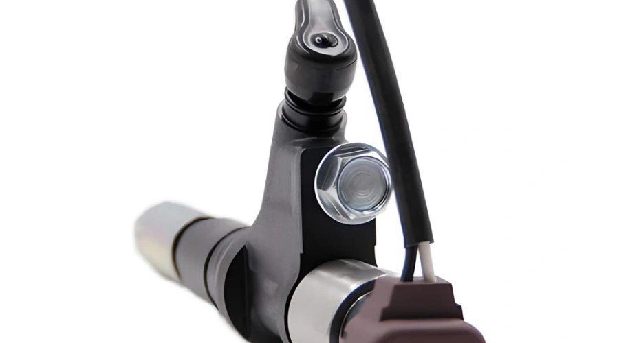 DENSO Common Rail Diesel Fuel Injector 295050-2570