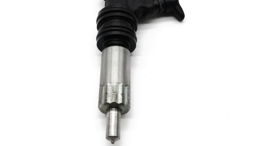 DENSO Common Rail Fuel Injector 095000-5450