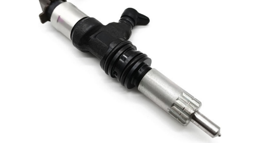 Denso Common Rail Diesel Fuel Injector 095000-8890
