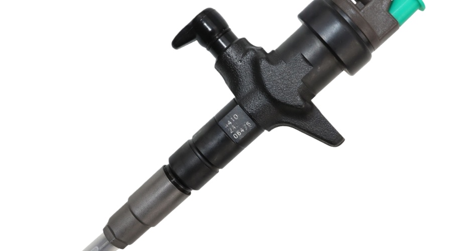 DENSO Common Rail Fuel Injector 295700-4410
