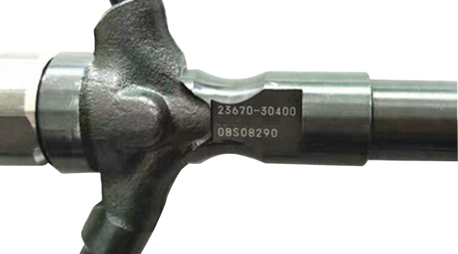 DENSO Common Rail Fuel Injector 23670-30400 for Toyota Hilux 1KD/2KD/1GD Engines