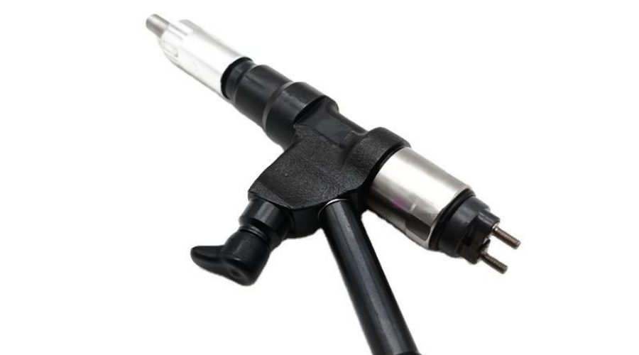 DENSO Common Rail Fuel Injector 095000-5215