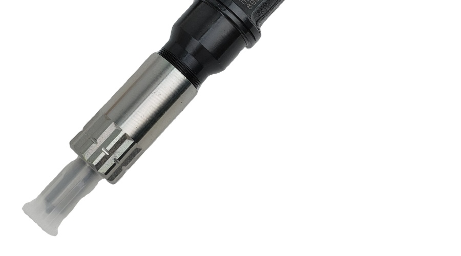 DENSO Common Rail Diesel Fuel Injector 295050-2260