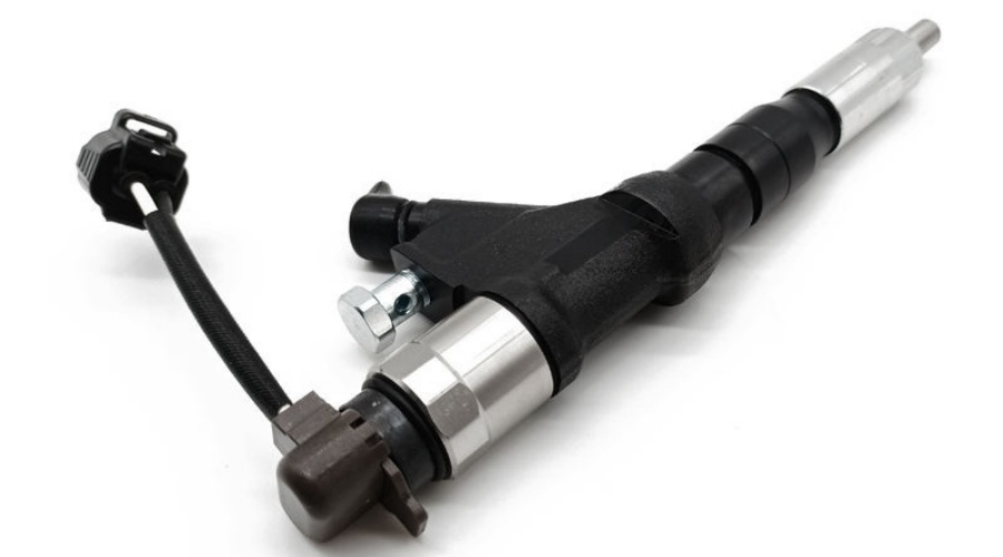 Common Rail Fuel Injector 095000-5226 for Hino 258LP & Lancia 500L