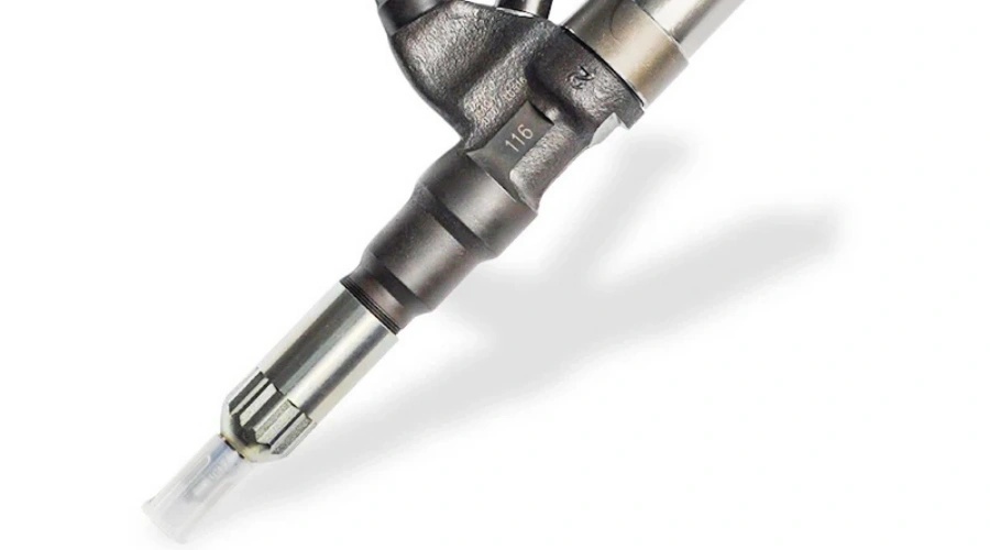 DENSO Common Rail Fuel Injector 095000-0402