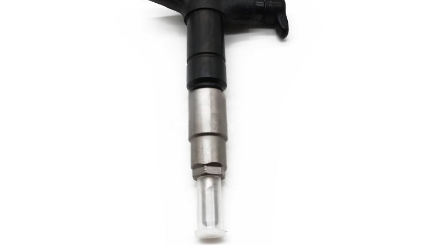 DENSO Fuel Injector 8-98246130-0 for Isuzu 4JJ1 Engine