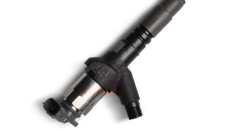 DENSO Common Rail Fuel Injector 295050-0930