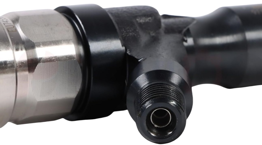 DENSO Common Rail Diesel Fuel Injector 295050-0810