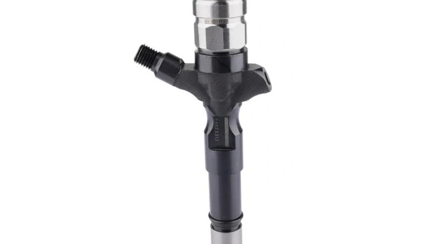 DENSO Common Rail Diesel Fuel Injector 095000-0100