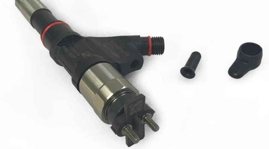 DENSO Common Rail Fuel Injector 095000-6700