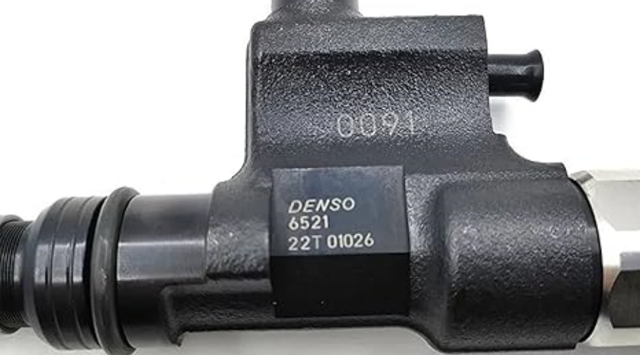 DENSO Common Rail Fuel Injector 095000-6520