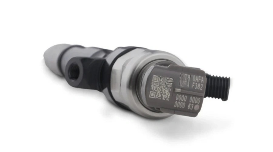 DENSO Common Rail Fuel Injector 095000-8290