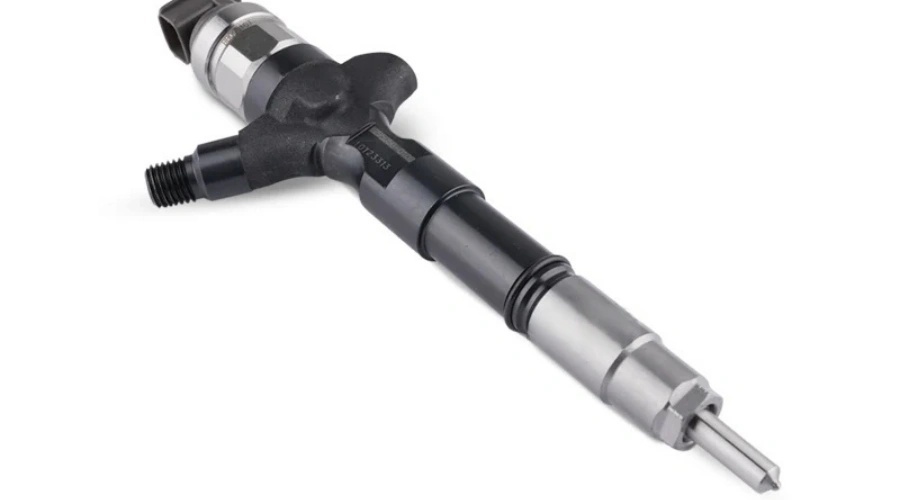 DENSO Common Rail Diesel Fuel Injector 095000-0100