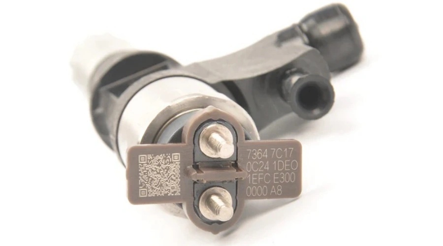 DENSO Common Rail Fuel Injector 095000-8900