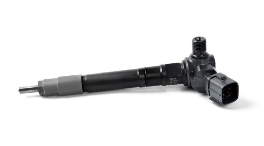 DENSO Common Rail Fuel Injector 23670-11030