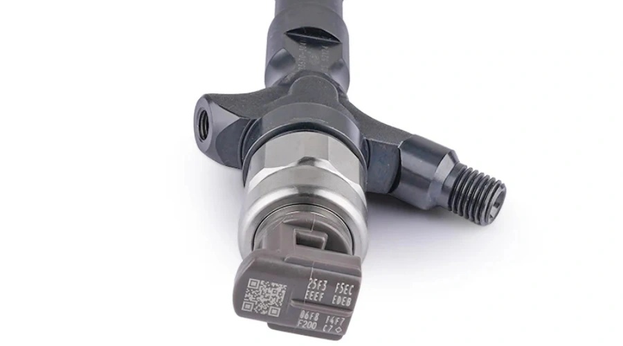 DENSO Common Rail Fuel Injector 095000-8050