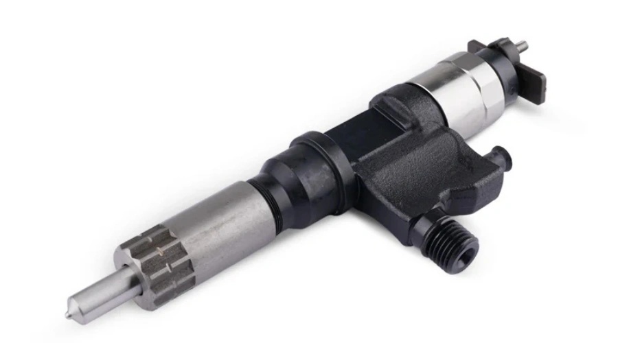 DENSO Common Rail Fuel Injector 095000-6366