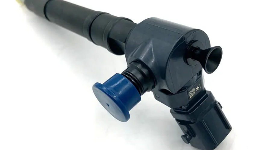 DENSO Common Rail Fuel Injector 23670-0E070