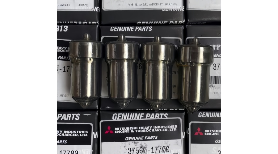 Nozzle 37561-27300 for Mitsubishi S6R2-MPTK Marine Engine 37560-17500 37560-08400 37560-07800 37560-17700
