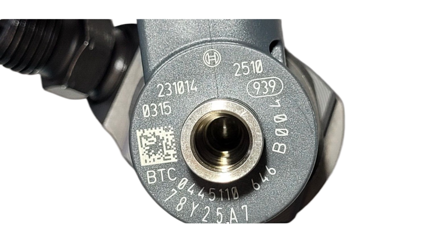 Bosch Diesel Injector 0445110476 for Audi A3 1.6 TDI 2012-2015