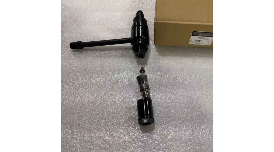 Pemegang nosel 37560 mesin Diesel Assy 37013-05946 01001-05946 cocok untuk Generator MITSUBISHI S6R