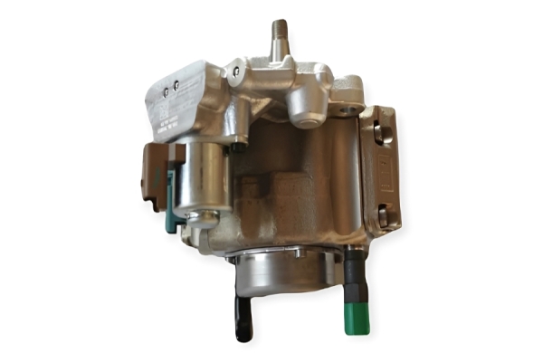 Fuel pump 7256789 for Bobcat diesel engine