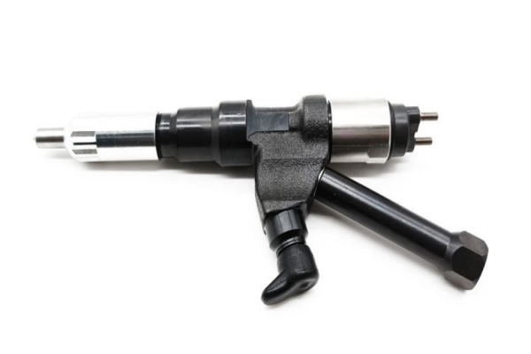 DENSO Common Rail Fuel Injector 095000-5215